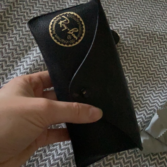 RAY BAN SUNGLASSES - Picture 4 of 4